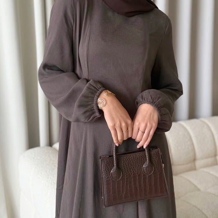 Collection image for: Closed Abayas