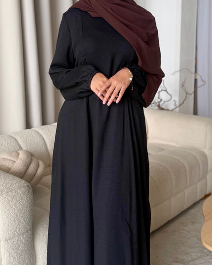 black flowy maxi dress