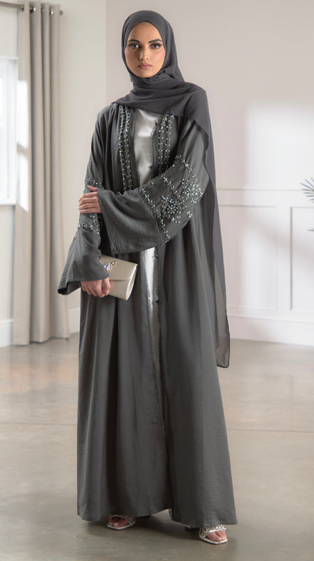 Nawal Abaya