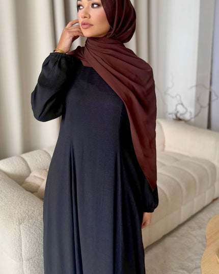 black flowy maxi dress