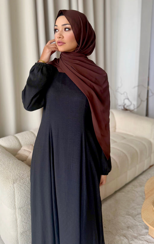 black flowy maxi dress