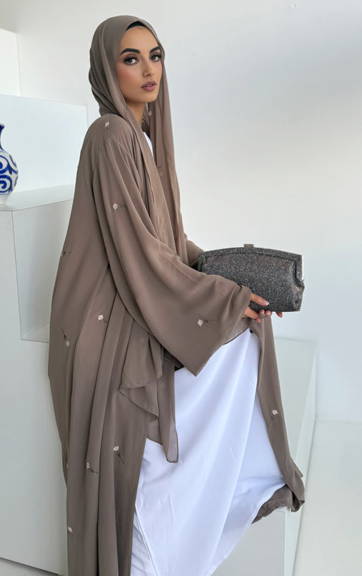 Nora Abaya - Mocha
