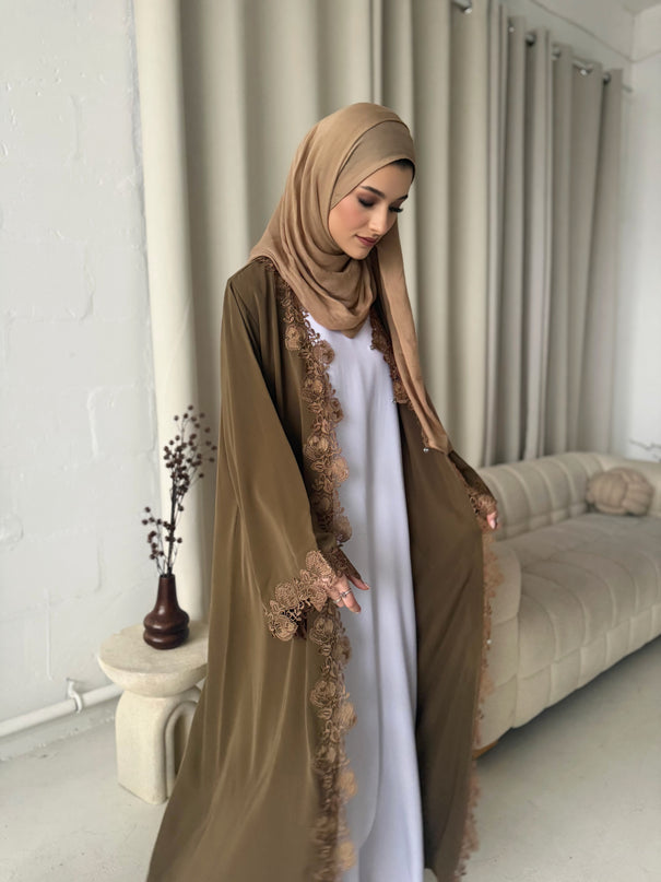 Heena Lace Abaya