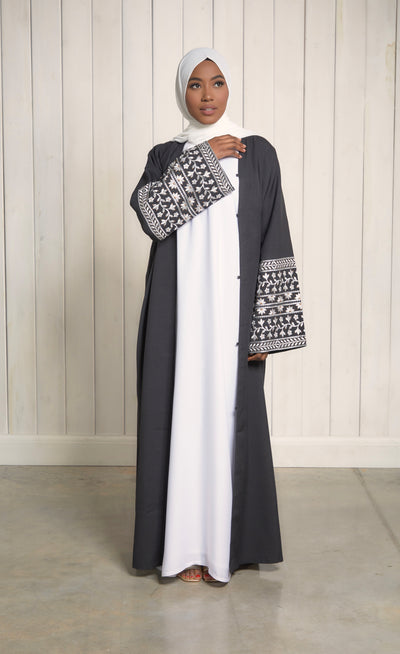 Haniya Embellished Sleeve Abaya