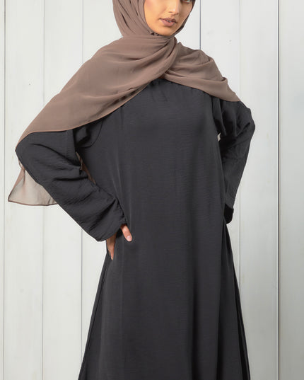 black closed abaya with pockets