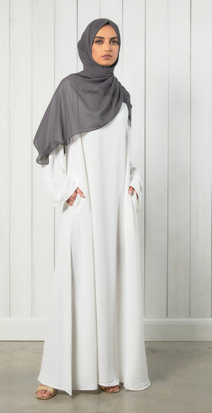 white closed abaya with pockets