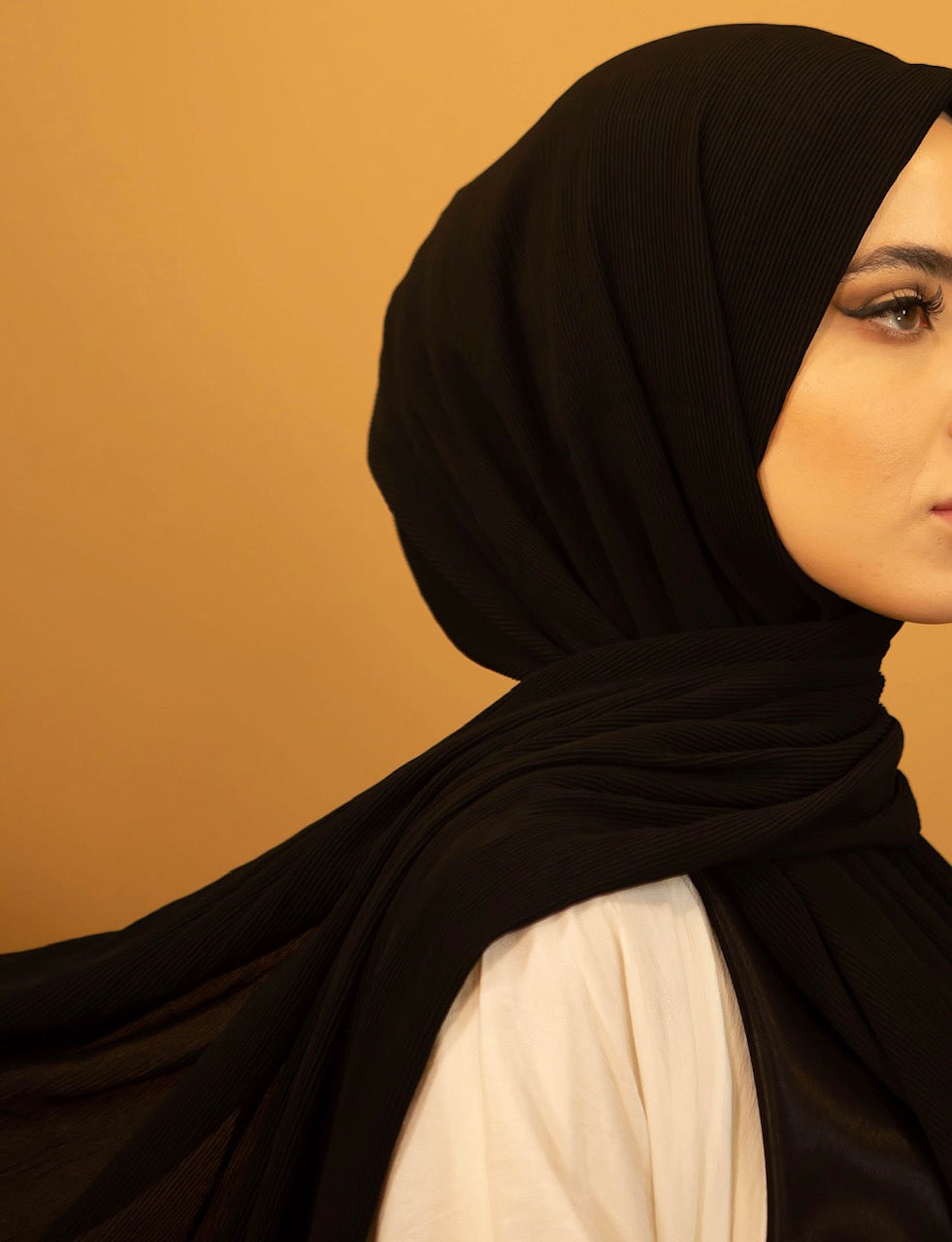 Aaliya Collections Ribbed Chiffon Hijab - Black