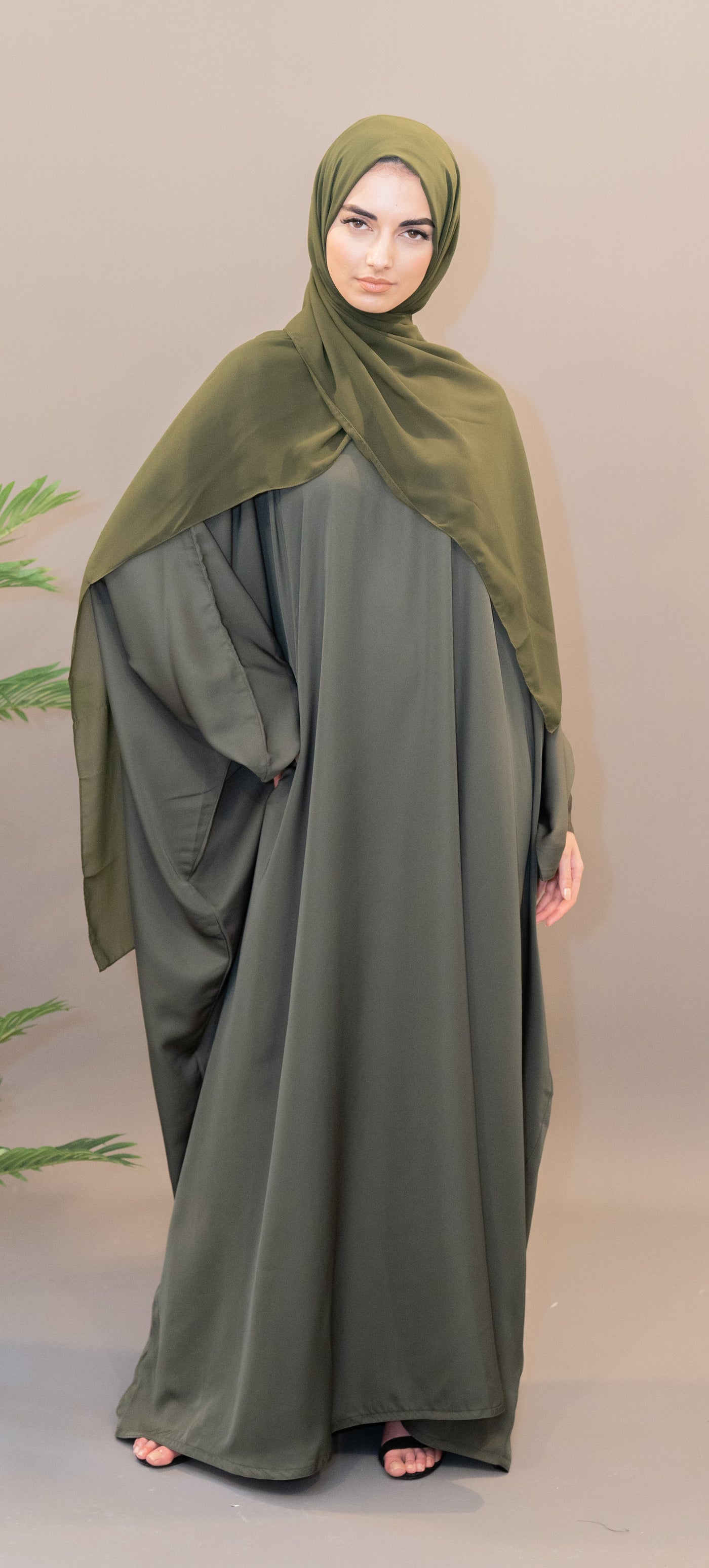 Aaliya Collections Everyday Khaki Farasha With Matching Hijab